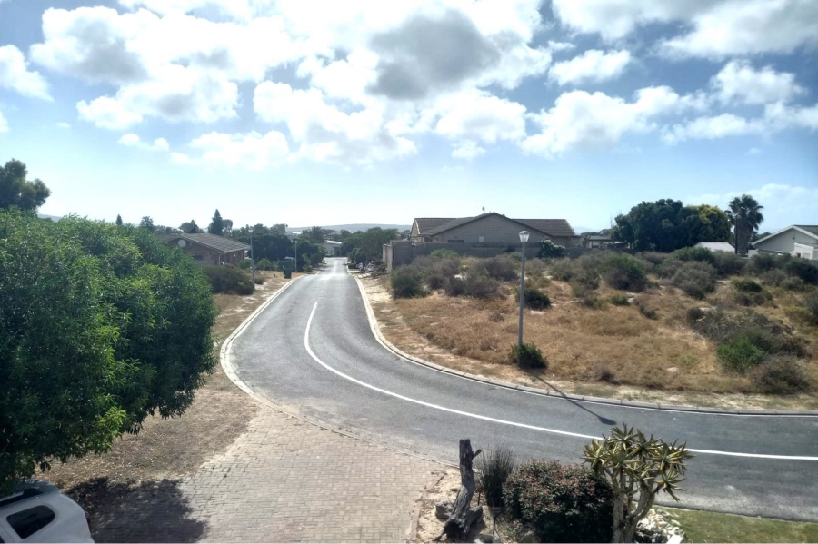 To Let 1 Bedroom Property for Rent in Middedorp Western Cape